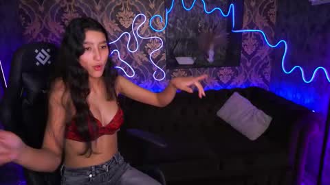 SweetMoco online show from February 6, 10:47 am