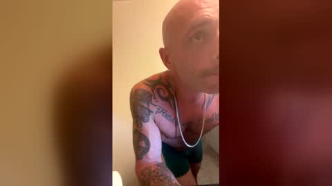 Chase2Attract online show from April 18, 8:09 pm