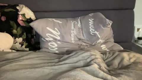 Vicky online show from October 5, 11:01 pm