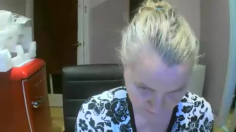 Snapshot of chealsiek chatting on September 30, 6:51 pm chealsiek online show from September 30, 6:51 pm