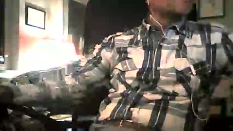 Snapshot of cheekycharm chatting on October 17, 10:58 pm cheekycharm online show from October 17, 10:58 pm