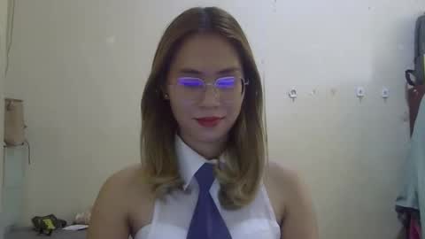 Snapshot of chelly4u69 chatting on October 20, 5:12 am chelly4u69 online show from October 20, 5:12 am
