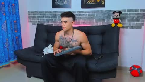 chepe vause online show from January 24, 12:42 am