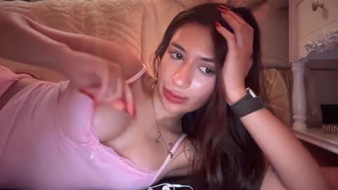 Snapshot of cherliecarmen chatting on September 15, 6:26 am cherliecarmen online show from September 15, 6:26 am