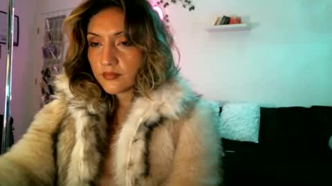 Snapshot of cherrieamaretto chatting on October 22, 1:46 pm cherrieamaretto online show from October 22, 1:46 pm