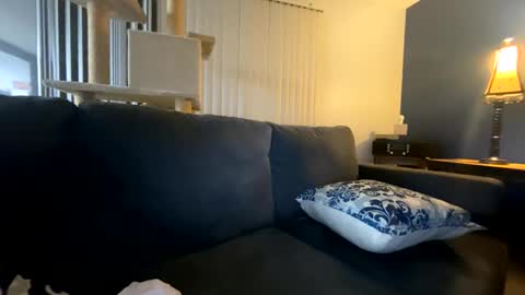 Snapshot of cherrieamaretto chatting on October 18, 3:00 am cherrieamaretto online show from October 18, 3:00 am