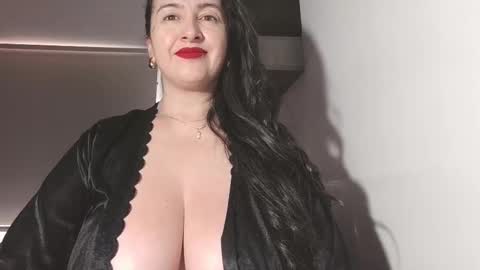 Snapshot of cherry202 chatting on October 19, 8:02 pm TATIS online show from October 19, 8:02 pm