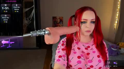 Emily online show from November 7, 7:38 pm