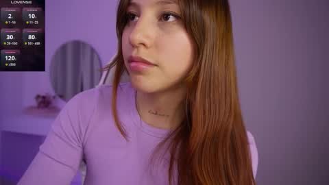 Snapshot of cherry__peach chatting on October 9, 11:10 pm Holly online show from October 9, 11:10 pm