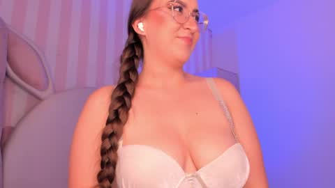 Cherry online show from May 6, 2:06 am