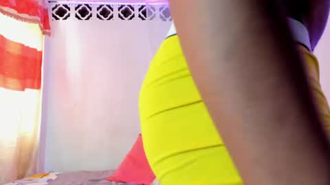hot cherry and tasty chocolate online show from June 10, 7:13 pm