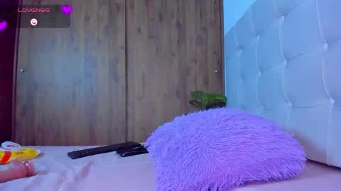 lizzy online show from March 18, 3:56 am