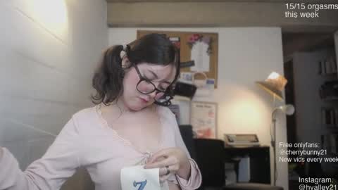 Sarah Prez online show from March 8, 4:27 am