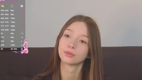 Snapshot of cherrymira chatting on October 20, 6:07 am Loise online show from October 20, 6:07 am