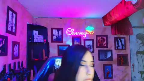 cherry online show from February 9, 5:38 pm