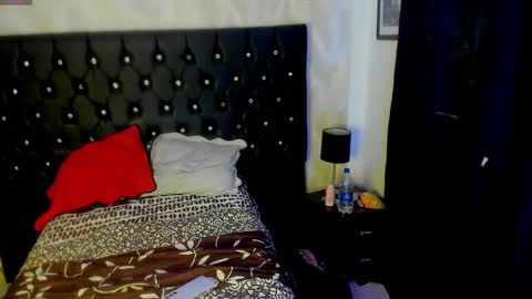 vero online show from February 6, 8:13 pm