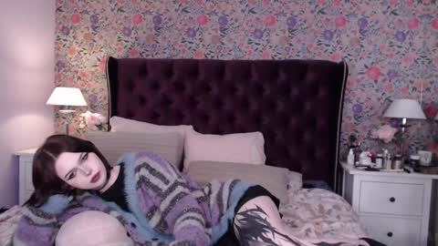 amelia online show from January 6, 10:15 pm