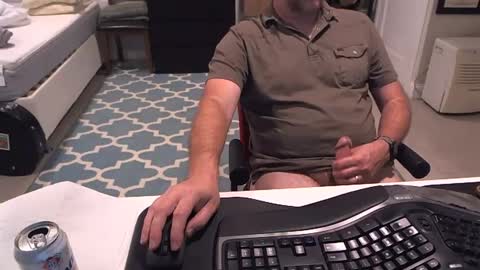 chesbayboy online show from September 27, 4:10 am