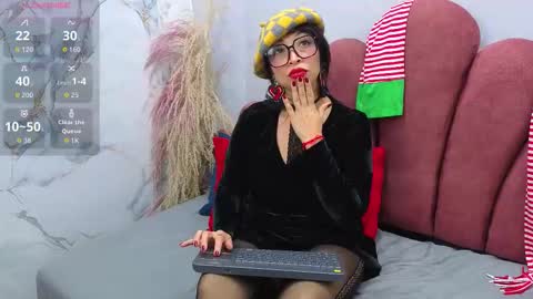 CHIARA online show from November 4, 1:45 pm