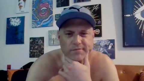 Chico Niles online show from May 7, 5:03 am
