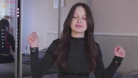 Nicole online show from March 28, 4:47 am