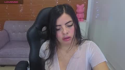 Kelly online show from April 12, 1:26 pm