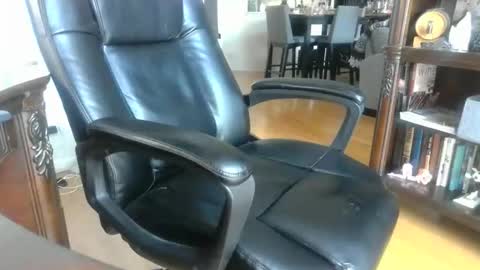 chiphoneman online show from October 29, 6:09 pm