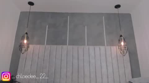 Snapshot of chloe_dee_ chatting on February 20, 11:31 am Chloe online show from February 20, 11:31 am