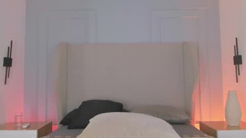 Chloe online show from March 7, 12:16 pm