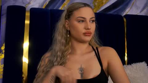 Chloe GraceeX online show from January 11, 9:43 pm