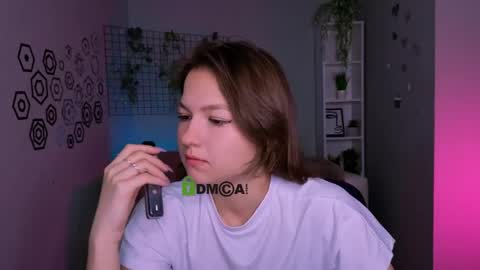 chloe_ley online show from April 29, 9:36 am
