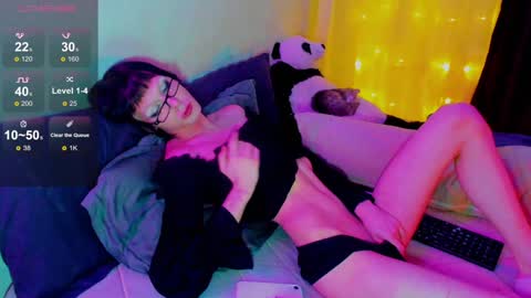 Chloe-Lorelei online show from January 20, 4:45 pm