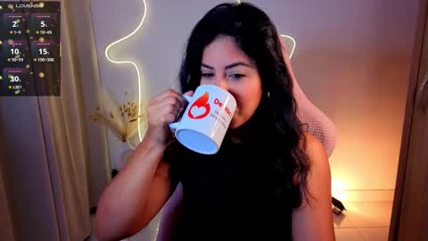 Chloe online show from February 2, 11:06 am