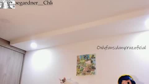 Snapshot of chloee_gardner chatting on October 8, 11:32 pm Chloe online show from October 8, 11:32 pm