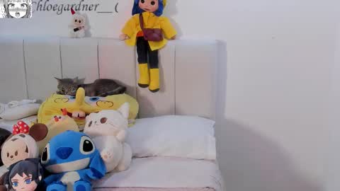 Snapshot of chloee_gardner chatting on September 20, 12:02 am Chloe online show from September 20, 12:02 am