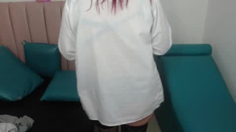 Snapshot of chloewild707rs chatting on September 11, 10:33 pm chloewild707rs online show from September 11, 10:33 pm