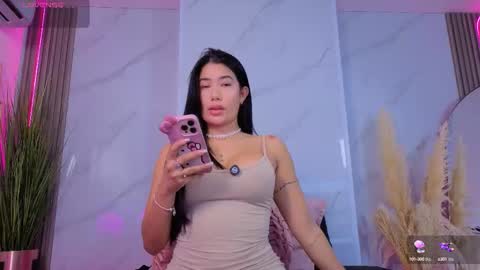Snapshot of chlooee_ chatting on September 15, 1:07 am Chlooe online show from September 15, 1:07 am