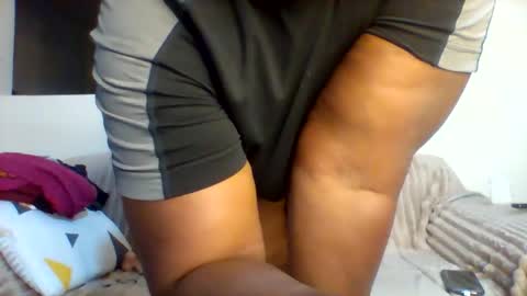 chocobabe002 online show from February 18, 3:50 am