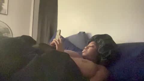 chocolatebaby1121 online show from November 13, 2:14 am