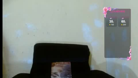 chocolatemilkebony online show from May 4, 6:25 pm