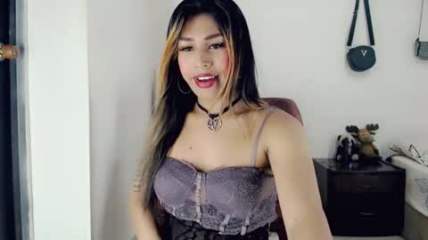 chocolatetriplex online show from October 21, 6:33 pm