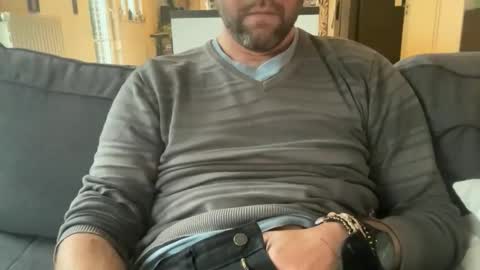 chris13abcd online show from November 25, 12:37 pm