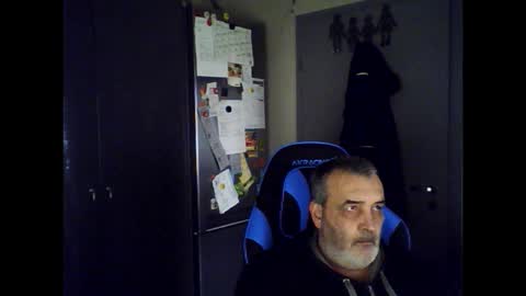 Snapshot of chris250268 chatting on October 4, 11:30 am Chris online show from October 4, 11:30 am