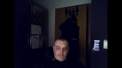 Snapshot of chris250268 chatting on January 1, 12:00 am Chris online show from January 1, 12:00 am