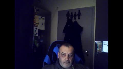 Chris online show from January 31, 7:11 pm