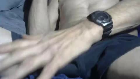 chris526520 online show from December 15, 7:59 am