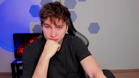 Chris Tyson online show from November 13, 10:18 am