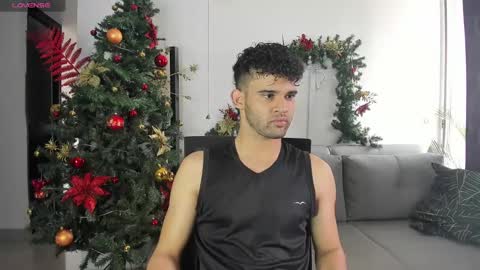 Snapshot of chrisandrew_ chatting on December 26, 4:04 pm Im Chirs IM MODEL INDEPENDT online show from December 26, 4:04 pm