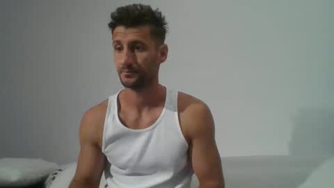 Snapshot of chrisaron chatting on October 11, 4:50 am chrisaron online show from October 11, 4:50 am