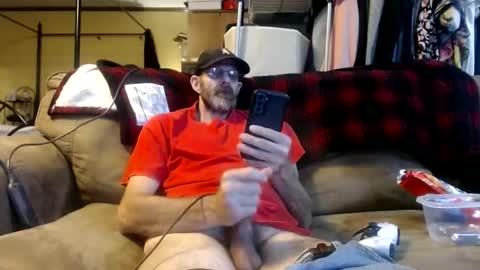 Snapshot of chrisintn chatting on October 8, 9:43 pm chrisintn online show from October 8, 9:43 pm
